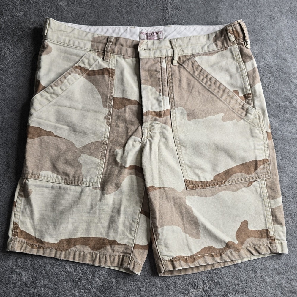 Wallace & Barnes Camo Utility Camp Shorts Mens 30 Brown Button Fly Patch Pockets